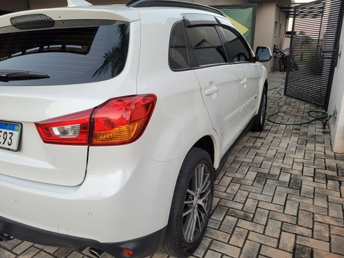 Imagem 4 de 15 de Mitsubishi Asx 2018 2.0 2wd Flex Cvt 5p