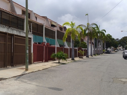 Imagen 1 de 13 de Casa Town House En Caraballeda