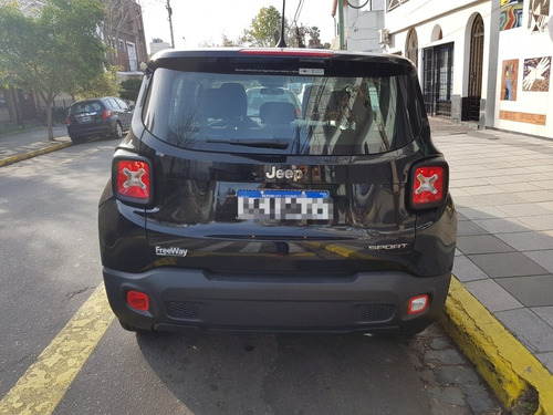 Imagen 3 de 11 de Jeep Renegade 2018 1.8 Sport Wild