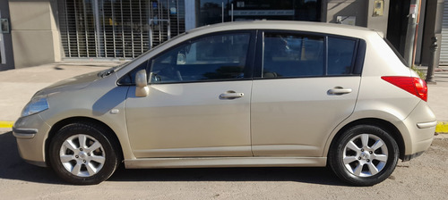 Nissan Tiida 1.8 Acenta