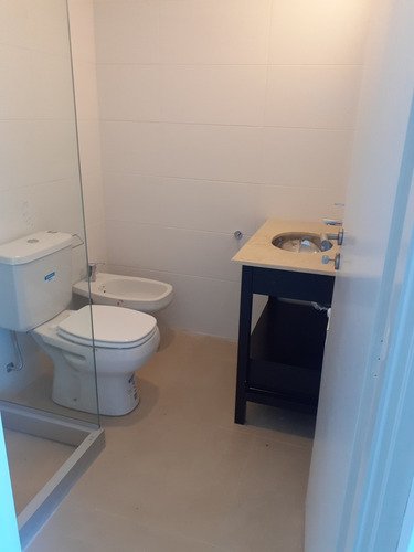 Imagen 10 de 14 de Vendo Depto Un Dormitorio A Estrenar!!calle 16 Entre 61 Y 62