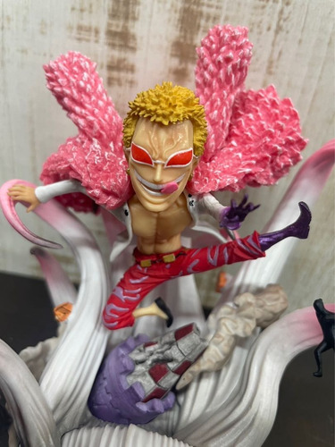 Figura Doflamingo Mini Diorama One Piece 12 Cm