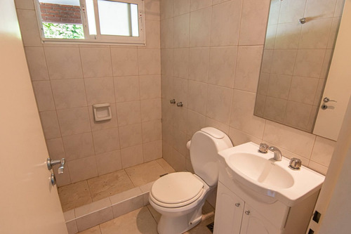 Casa En Venta 5 Amb + Dep En Los Cardales C Club