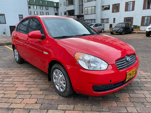 Hyundai Accent Vision