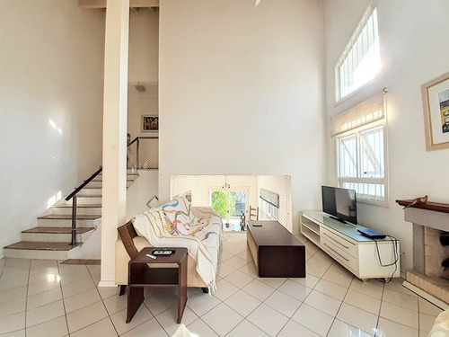 Imagem 3 de 18 de Casa Com À Venda | R$ 660.000 - Guarani - Novo Hamburgo/rs - Ca4036