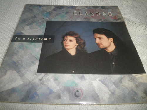 Disco Vinyl 45 (7'') Clannad & Bono - In A Lifetime (1985)