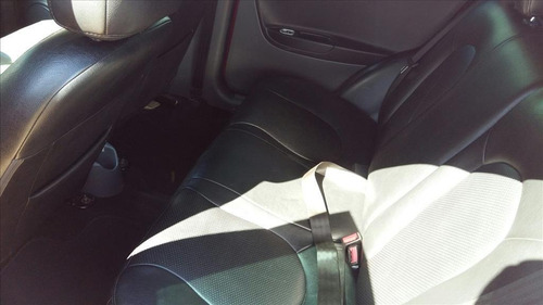 J3 1.4 16v Gasolina 4p Manual