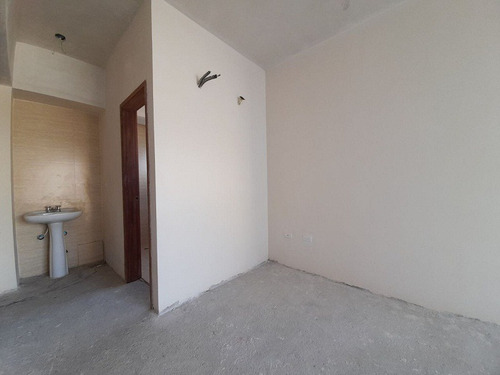 Imagen 7 de 19 de Apartamento En Venta En Urb El Piñal, Pedregal 0240 Isabella H