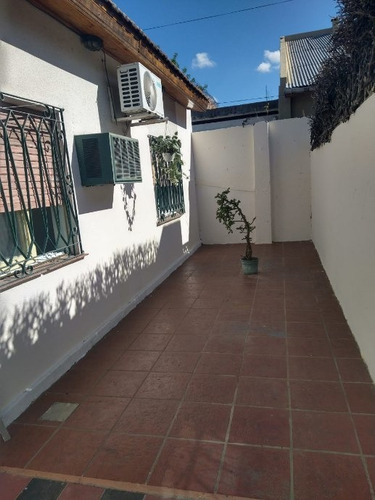 Imagen 4 de 14 de Departamento Tipo Casa En Venta En Lanus Oeste