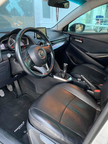 Mazda 2 2016 1.5 Touring