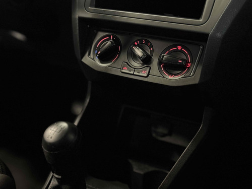 Volkswagen Voyage 1.6 MSI TOTALFLEX 4P MANUAL