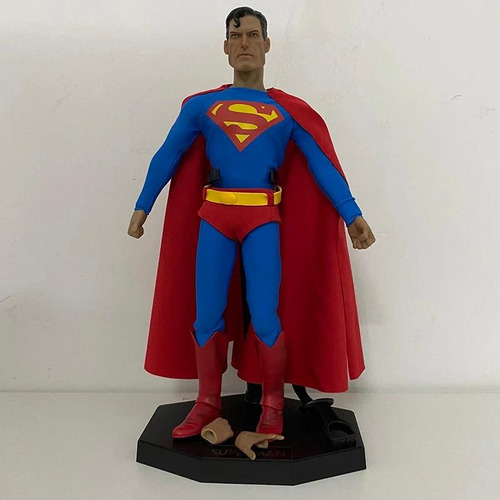 Estátua Superman Clássico Action Figure Boneco Homem De Aço