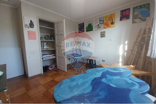 Casa En Venta Ñuñoa 4d+2b+est+bod, Barrio Italia