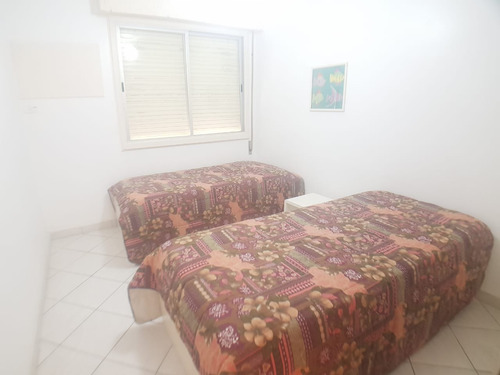Imagem 8 de 21 de Apartamento Com Ótima Metragem Á Venda Na Praia Das Pitangueiras - Ap05052 - 67778879