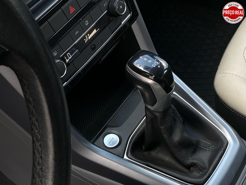 Volkswagen T-Cross 1.0 200 TSI TOTAL FLEX COMFORTLINE AUTOMÁTICO