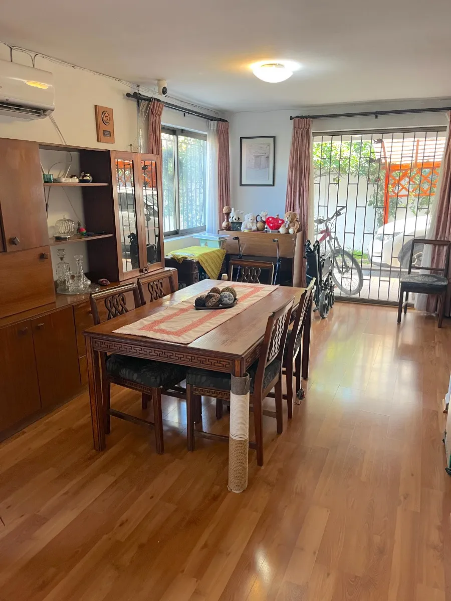 Imagen 5 de 19 de Casa 1 Piso En Ñuñoa | 340 M² De Terreno, Terraza Y 4 Estac.