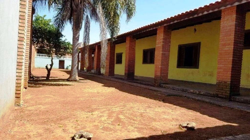 Casa / Chácara Em Itapetininga A 1 Km Da Cidade - Excelente Oportunidade - Região Da Castelo - Valor Abaixo Do Avaliado