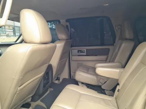 Ford Expedition 5.4 XLT ATM 4X4 7 PUESTOS BLINDAJE 3