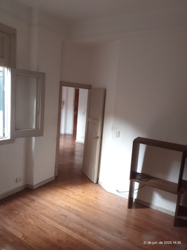 Departamento Tres Ambientes. Semipiso En Venta Digno De Ver
