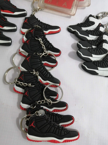 Llavero Michael Jordan Silicon Air Max Snickers 3 Pza X 200