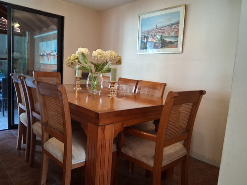Casa En Venta De 3 Dorm. En Maipú