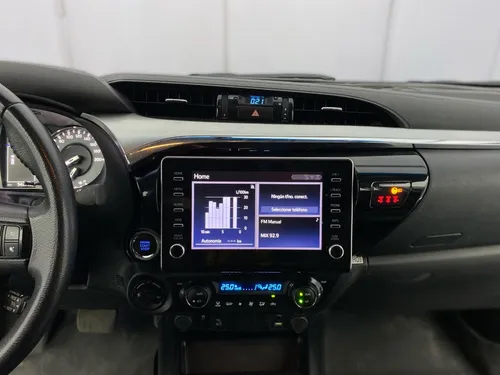 Toyota Hilux At 4.0 4x4 R 17