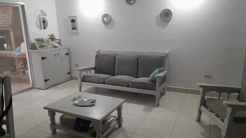 Casa En Venta En Barrio Feput