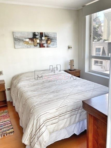 Departamento En Venta De 2 Dorm. En Las Condes