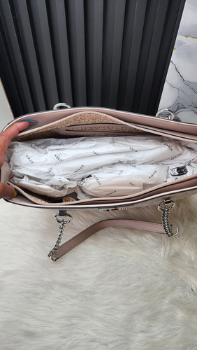 Bolsa Guess Jj970825 Nueva 100 % Original Con Etiqueta Blush Estampado Níquel Nude