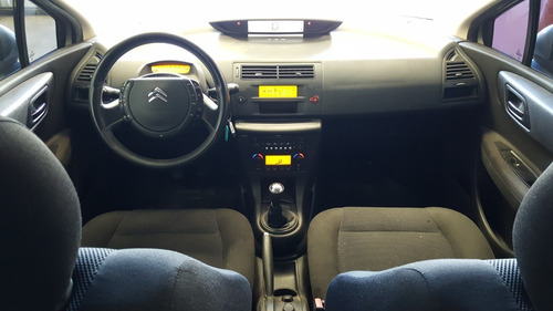 Imagen 10 de 15 de Citroen C4 1.6 5p Pack Look