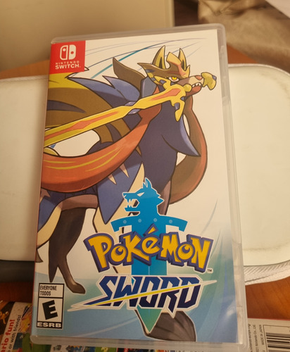 Pokémon Sword  Standard Edition Nintendo Switch (físico)