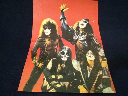 Poster Kiss -nacional 1986 (revista Kiss) +poster Kiss Fever