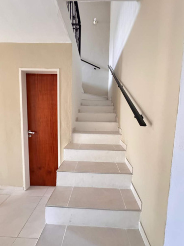 Alquiler Duplex De 2 Dormitorios Escritorio Con Garage Y Patio Zona - Orfeo Superdomo - Veni A Conocerlo!!!