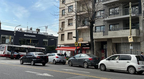 Local Doble Altura A Estrenar En Venta