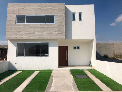 Preciosa Casa En Zen Life, Alberca, 4ta Recámara En Pb, 3 Ba