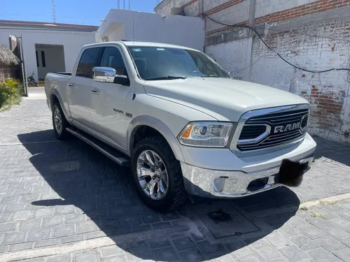 Dodge LARAMIE 5.7 Laramie Mcab 4x4 Mt