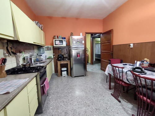 Imagen 4 de 15 de Casa En Venta 4 Dormitorios Parque Pileta Garage Permuta