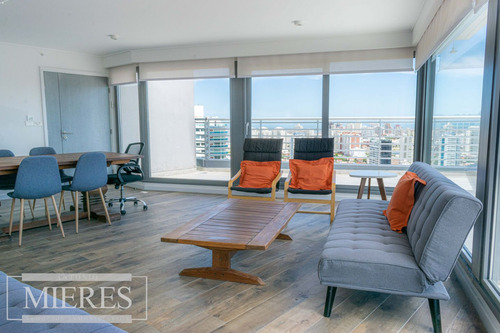 Pent-house 2 Dormitorios En Venta- Playa Mansa (ref: Atm-7398)