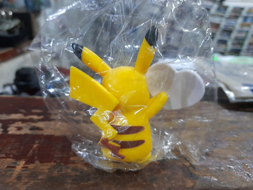 Figura Pokemon Pikachu Bootleg (Usado)