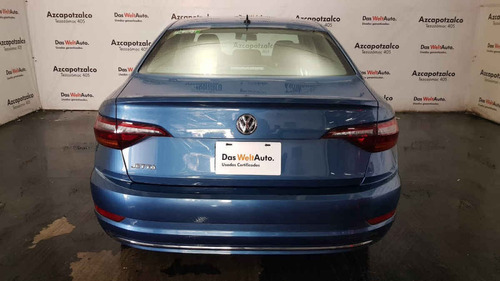 Imagen 5 de 15 de Volkswagen Jetta 2020 4p Trendline L4/1.4/t Aut