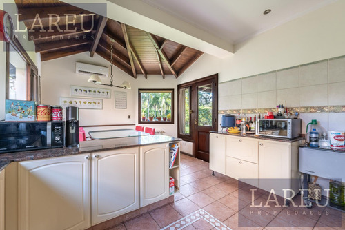 Casa En Venta, Club De Campo Pueyrredon - Pilar