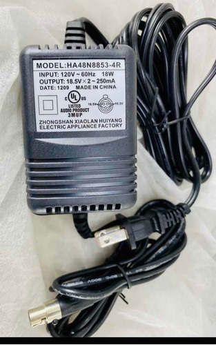 Mixer Analógico De 4 Canais Mackie - 402 Vlz3 Mostruário