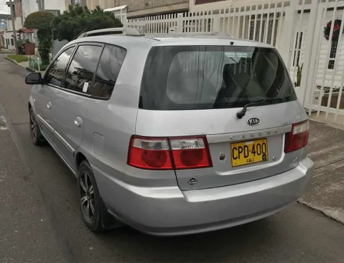 Kia Carens 2.0 Lx 7 Cool
