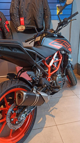 Imagen 3 de 3 de Ktm Duke 250