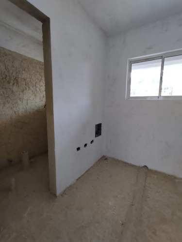 Imagen 19 de 30 de Se Vende Townhouse Colinas De Guataparo Foth-316 04125067379 04244900499