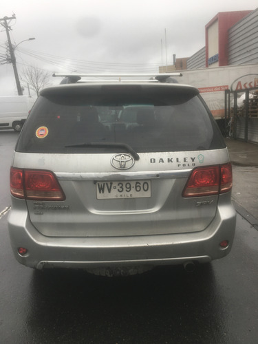 Toyota Fortuner Srv Aut 4X4
