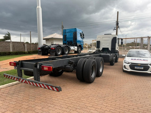 Volvo Vm 330 8x2 2019/2019