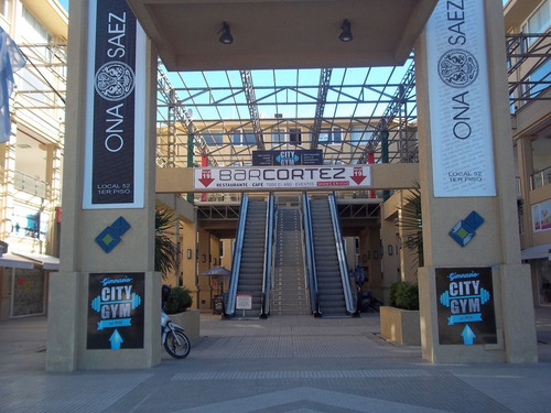 Imagen 4 de 9 de Local En Pinamar - Paseo El Agora 70