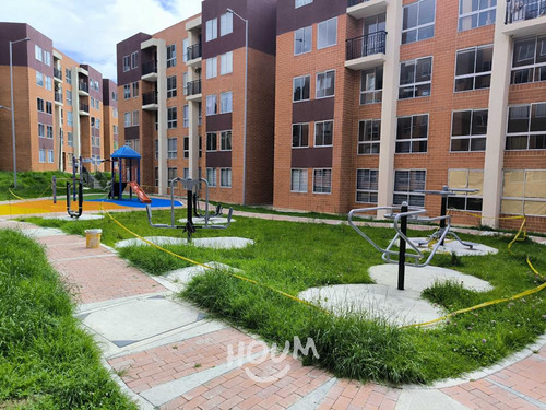 Apartamento En La Esmeralda.. 3 Habitaciones, 45 M², Id: 154298