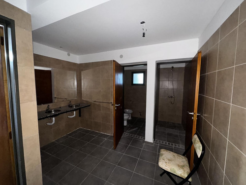 Casa Única En Un Entorno Natural Excepcional ¡ideal Para Reformar O Emprender!